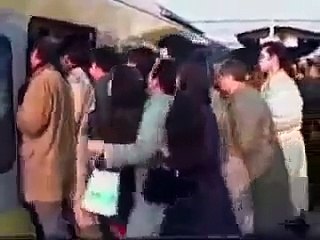 Çin'de trene binmek ya da binmemek! _)