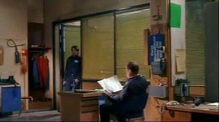 LES LUMIÈRES DU FAUBOURG - Bande-annonce