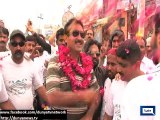 Dunya News - Jamshed Dasti takes to streets on bicycle in campaign against graft, corruption