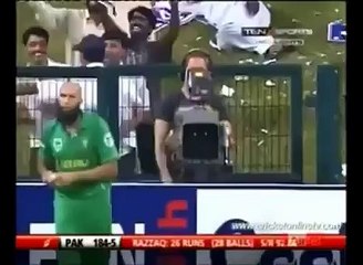 Abdul Razzaq Exceptional 100 Against SA Must Watch!