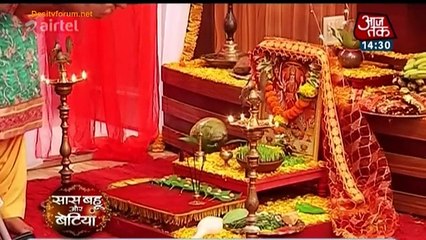 Yeh Hai MohabbateinMaata Rani Ne Ishita Ko Diya Roohi Ka Surprise