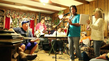 Robert Keefer & company live in Gallatin Feb 2015