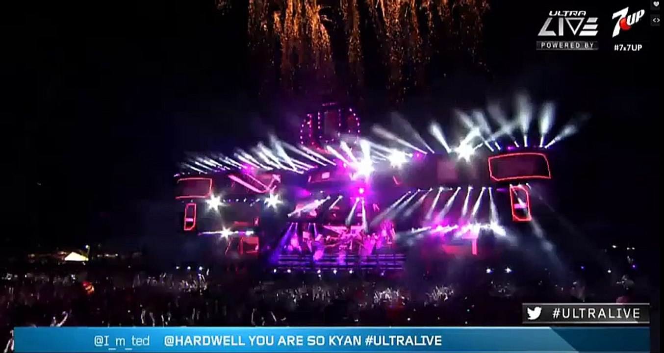Hardwell & W&W vs. Mightyfools vs. Zedd & Lucky Date - Live The Night vs. Footrocker vs. Fall Into The Sky (Hardwell Mashup)  [Live Ultra Miami 2015]