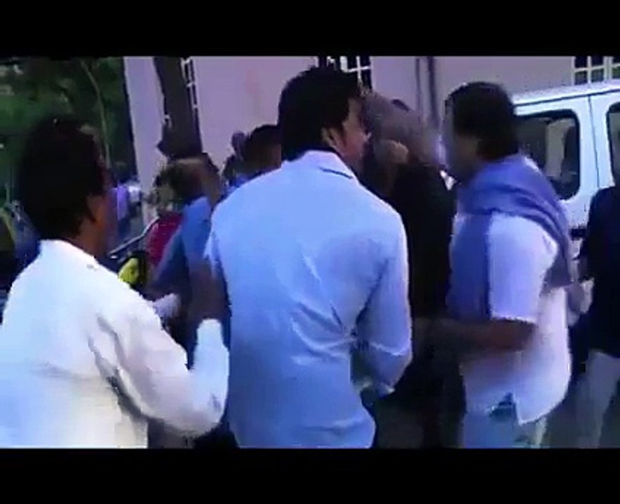 Sharddah Kapoor Attacked Stuntman With Real Knife latest news