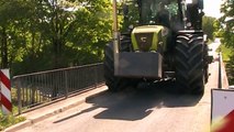 Claas Xerion 3800 - Claas Disco tripple Mähwerk - Schlagkraft ohne Ende [HD]