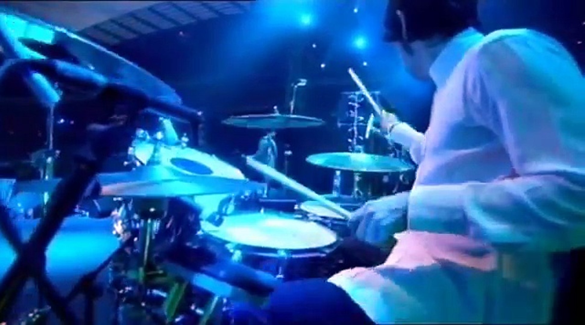 Oasis - Little By Little (Live in Manchester) - video Dailymotion