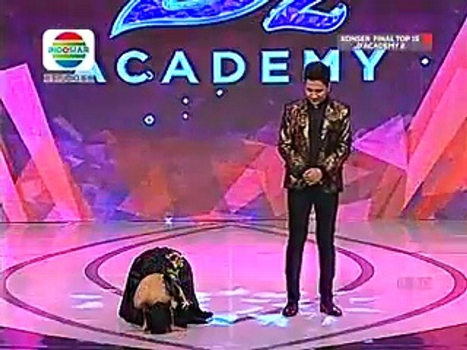 Intan Jember Lolos 10 Besar Konser D'Academy 2 Indosiar