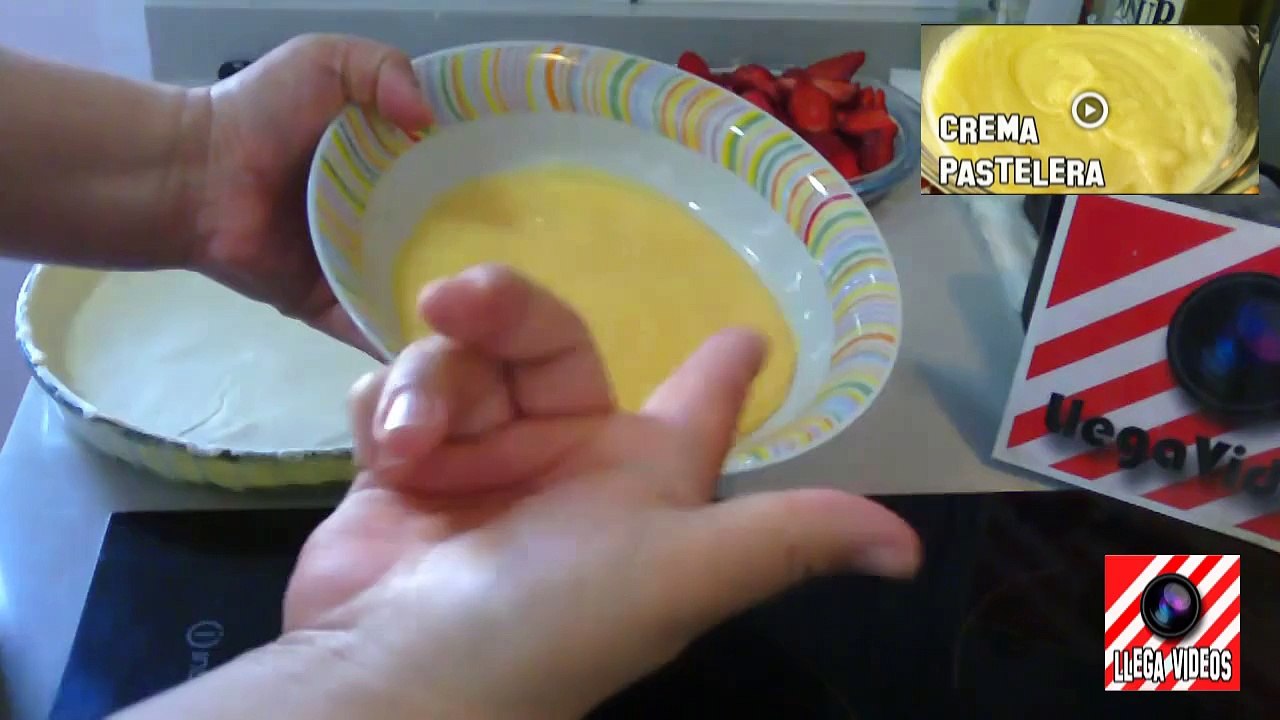 Recettes Gâteau aux fruits et crème de pâtisserie