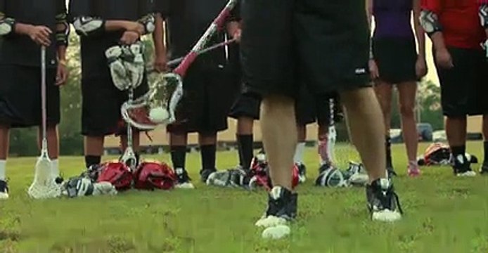 CROOKED ARROWS - Bande-annonce