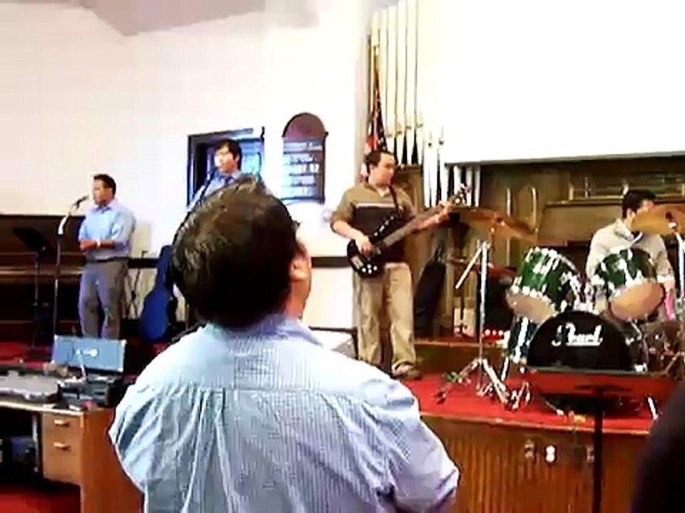 "Vaajtswv Hab Peb Tug Tswv Yexus" / "Coronation" (Providence Hmong Church)
