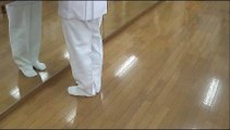 腰の痛み解消ストレッチ【足育】ウォーキング療法足指歩き