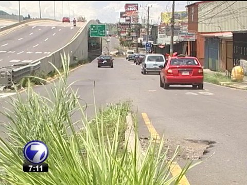 Rotonda del antiguo rancho Guanacaste es un peligro para conductores y peatones