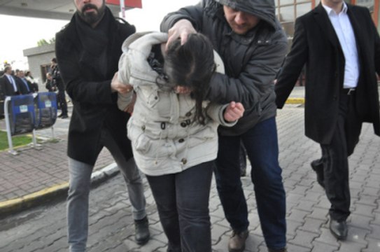 Teröristlerin Cenazesinin Olduğu Adli Tıp Kurumu Önünde Eylem