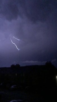 Lightening strike filmed with iPhone slow motion