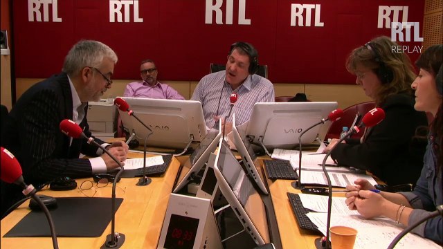 L'infantilisation des masses fumeuses est insupportable , regrette Pascal Praud