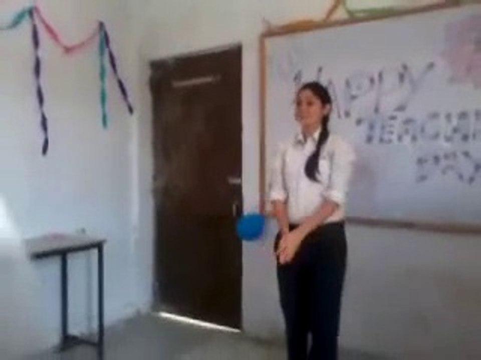 Amazing Indian girl dance in college