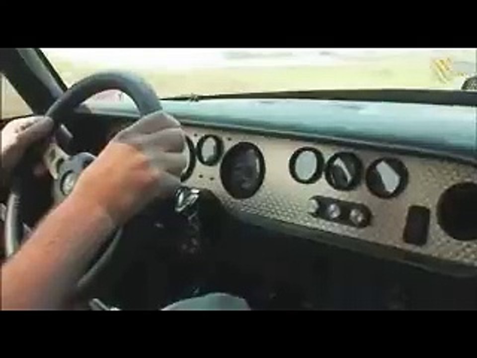 Stacy David drives 1977 Bandit Pontiac Trans Am Burt Reynolds Ed. on GearZ