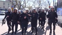 İstanbul Üniversitesi'nde Polis Müdahalesi 21 Gözaltı
