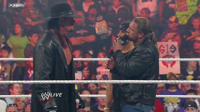 Raw: Shawn Michaels interrupts Triple H and The Undertaker