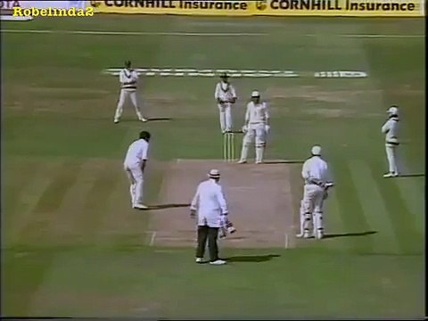 The Day Waqar Younis Trolled Atherton- hilarious!!! Bet You Havent Seen This Before!