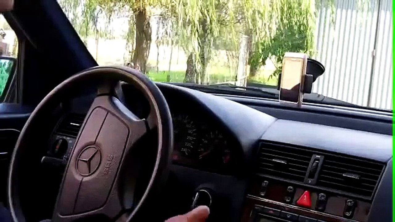 Mercedes-Benz C-class W202 - just driving. Video not photos.