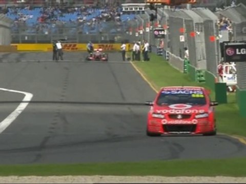 2012 F1 Australian GP - Mercedes Benz C63 Black vs Triple Eight Racing V8 Supercar vs McLaren MP4-26