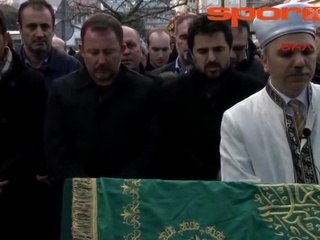 Sergen Yalçın'dan babasına son görev...