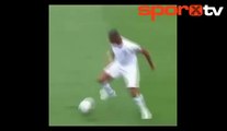 Robinho rakibinin aklını aldı!