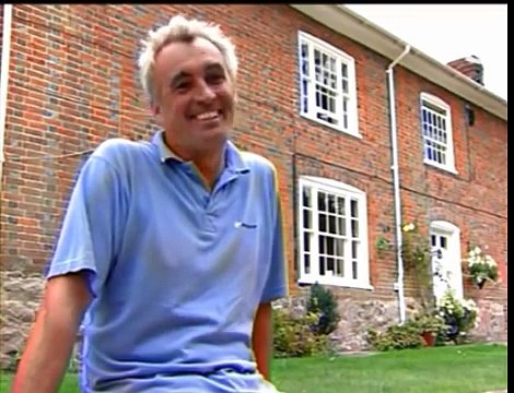 Aux frontieres du surnaturel Les cercles de culture Crop Circles Ovnis documentaire France 5