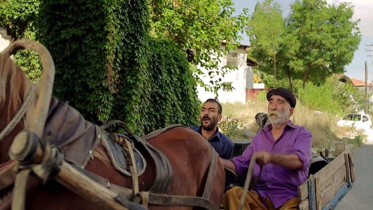 Yolunda A.Ş. Çinçin Bağları Film Fragmanı