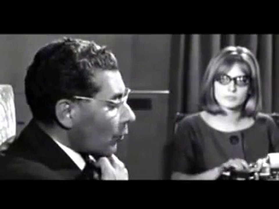 Il pollo ruspante di Ugo Gregoretti dal film Ro.Go.Pa.G con Ugo Tognazzi