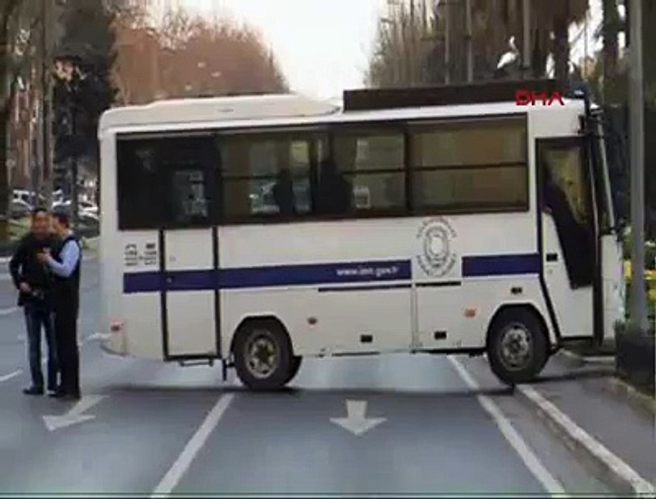 EMNİYET MÜDÜRLÜĞÜ ÖNÜNDE PATLAMA SESİ