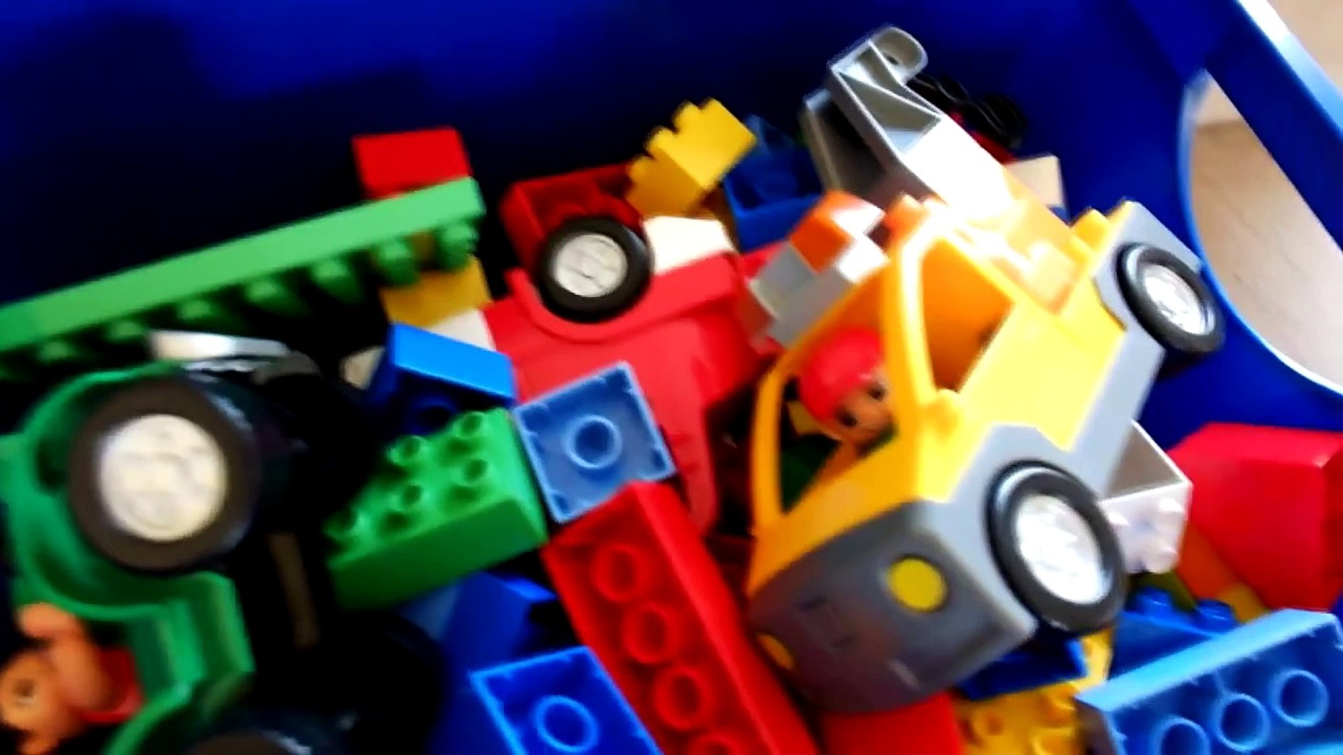 ⁣Про машинки - Машинки в Lego мультике - Эвакуатор и Автосервис - Игрушки для мальчиков