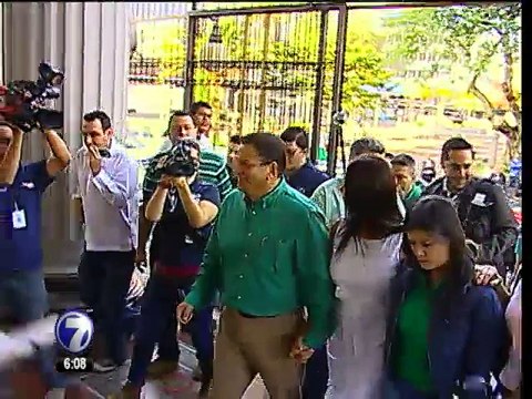 Johnny Araya se alista para esperar primeros resultados electorales