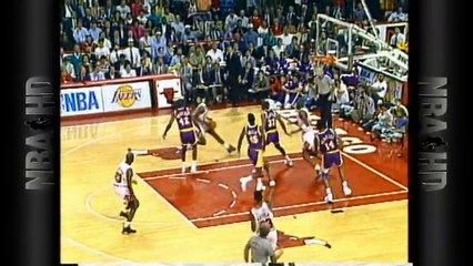 Michael Jordan celebra 51 años