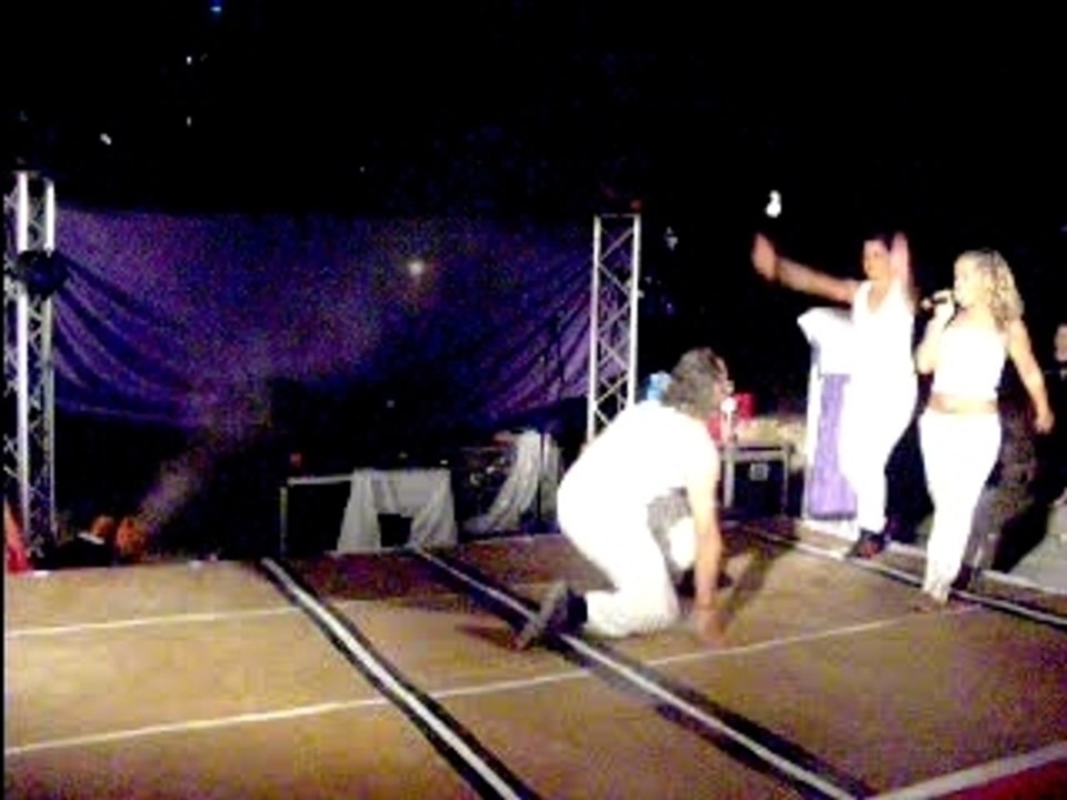 sunny club... choré: steph, voix: prisc