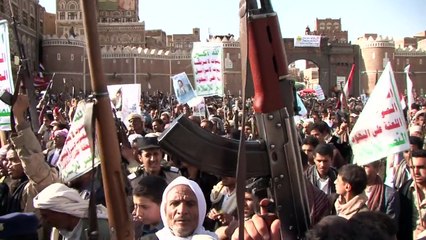 37 Civiles mueren en ataque a fábrica en Yemen