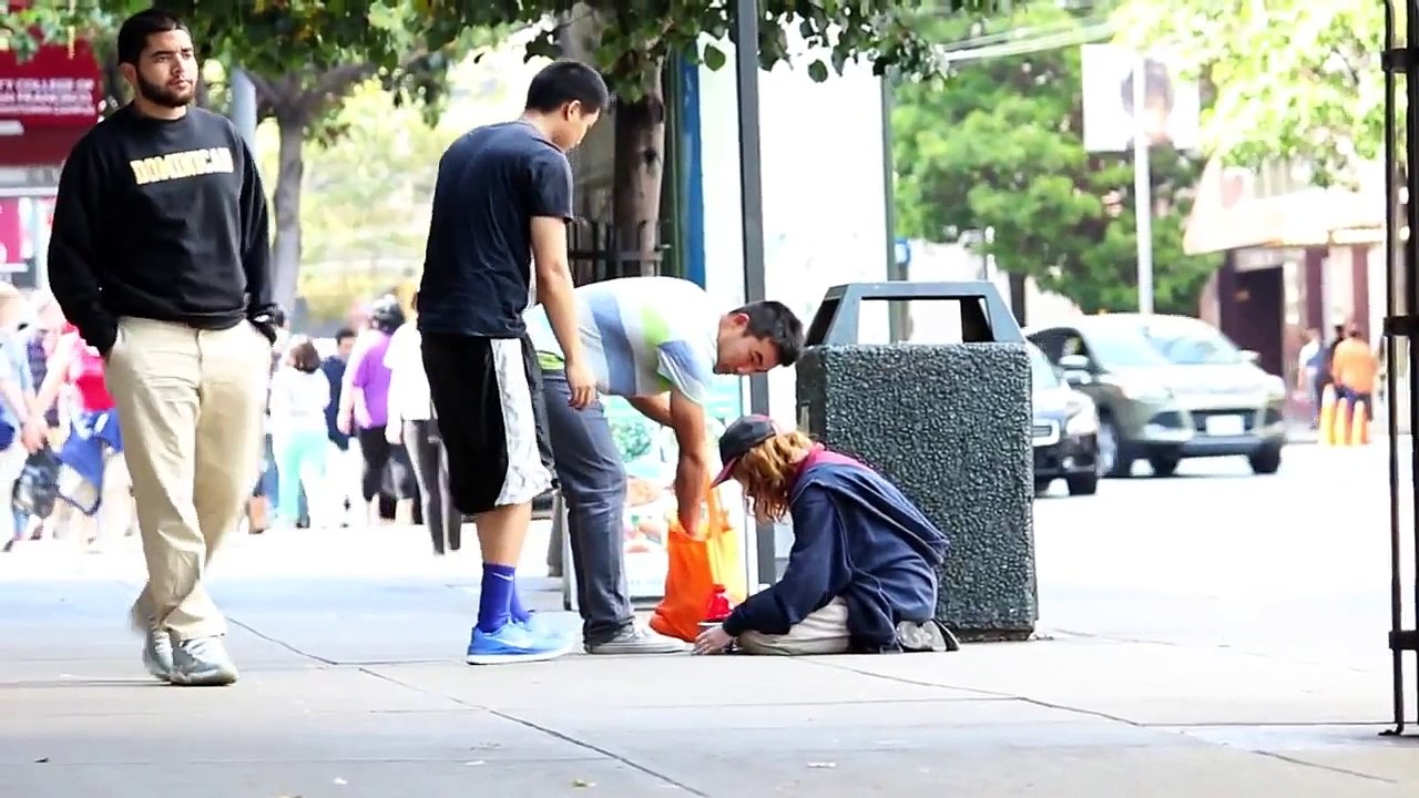 homeless person;Helping the Homeless   A Helping Hand