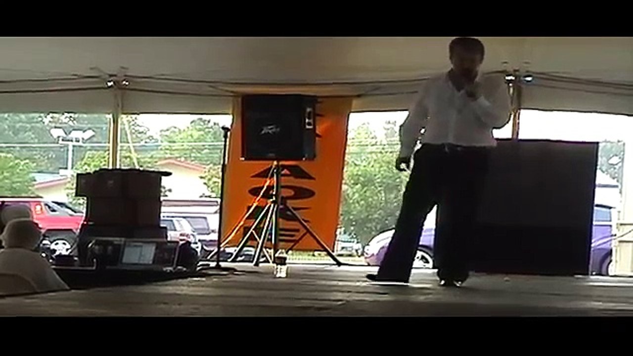 Colin Paul sings  Without Love  at Elvis Week 2006 (video)