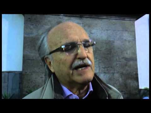 Napoli - Frana investe un palazzo a Posillipo, famiglie bloccate -2- (31.03.15)