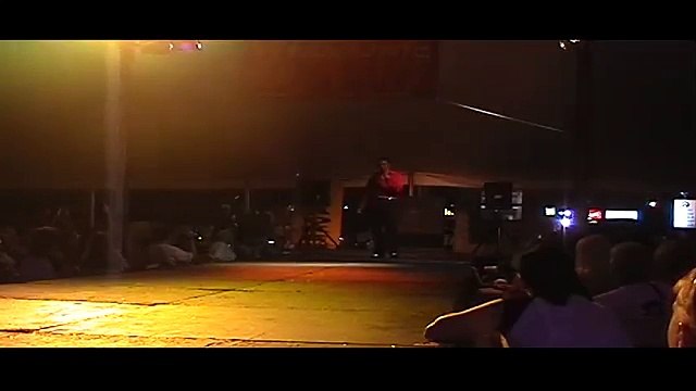 Kavan Hashemian sings Memories at Elvis Week 2006 (video)