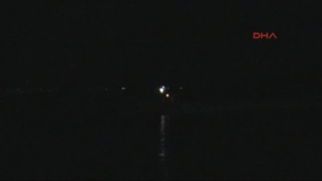 Bodrum - Su Alan Lastik Bottaki Kaçakları Sahil Güvenlik Ekipleri Kurtardı