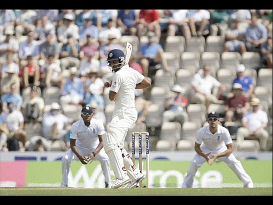 Yorkshire sign Pujara after Younis pulls out
