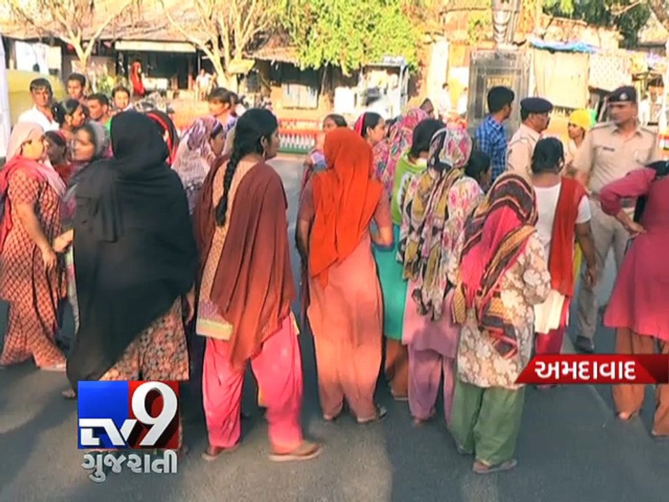 Bootleggers' families back home under police protection, residents irked - Tv9 Gujarati