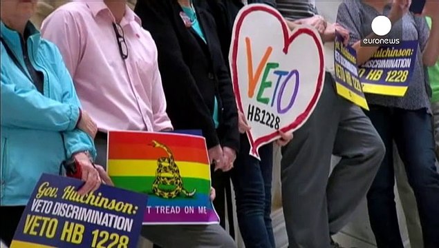 Arkansas : le gouverneur revient sur une loi jugée discriminatoire envers les homosexuels