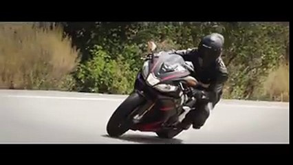 Wow! This helmet is from future!