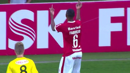 Il insulte ses propres supporters et se fait expulser !