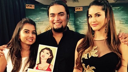 Sunny Leone's DIE HARD FAN From Bangalore Gifts Her A PAINTING