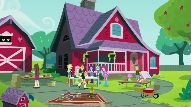 MLP- Equestria Girls - Rainbow Rocks - Cortos Animados [7º Corto] Un Bajo a Precio Alto (Español Latino)