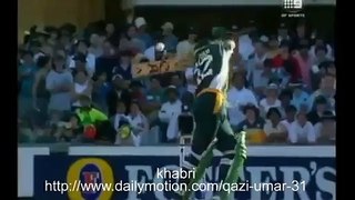 SHAHID AFRIDI - Amazing Flying Catch at Midwicket vs South Africa